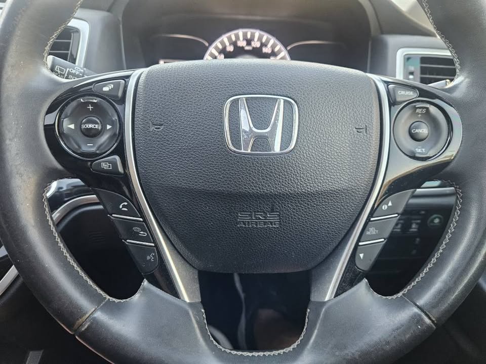 2015 Honda Odessey Vti- L Luxury 16.jpg